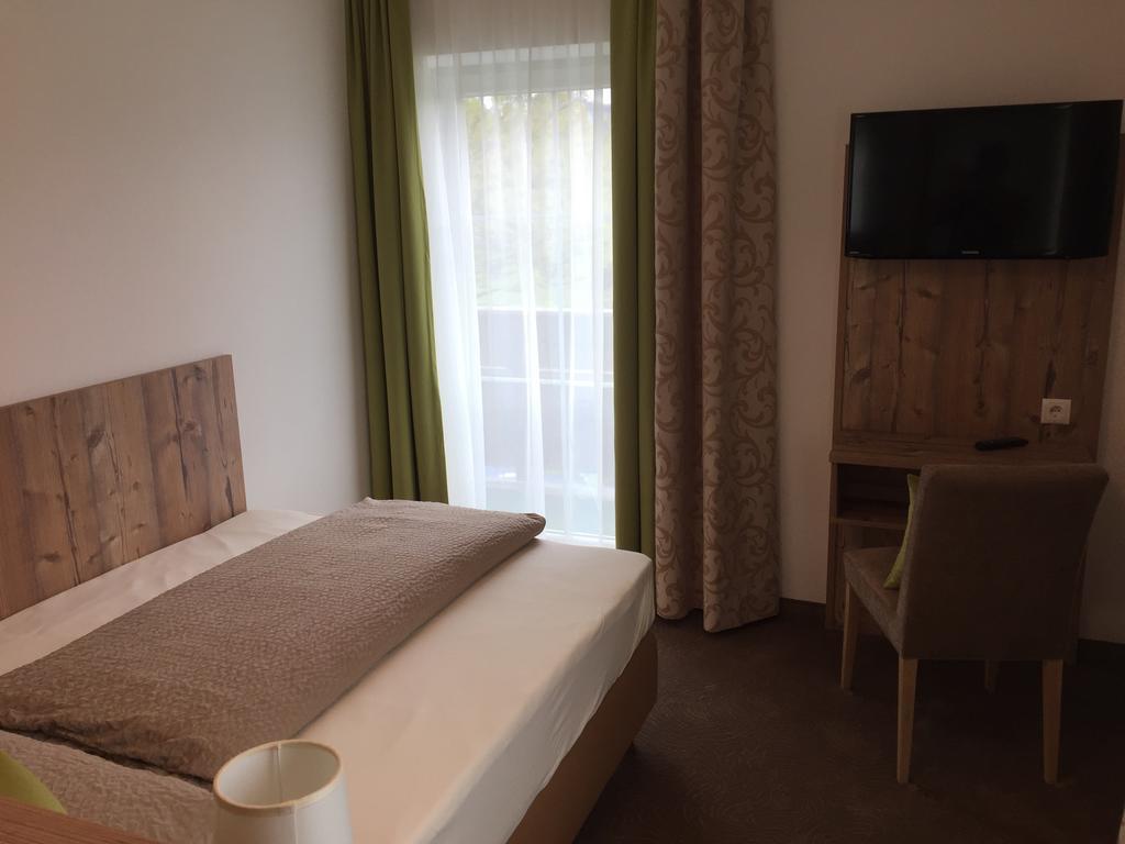 Pension David Puch bei Hallein Ngoại thất bức ảnh
